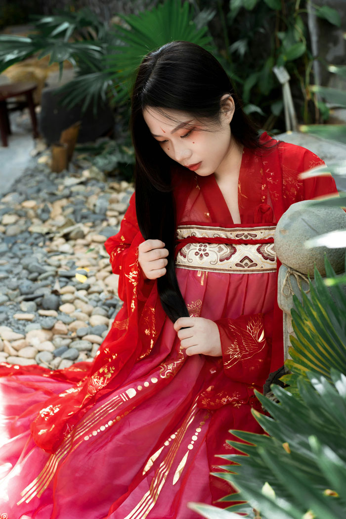 "Barbaric": Mass Outrage As Bridesmaids Forced To Kiss Strangers In Humiliating Wedding Prank