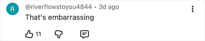 Comment on social media reading That's embarrassing, reacting to Miss Panama's painfully awkward onstage fail.