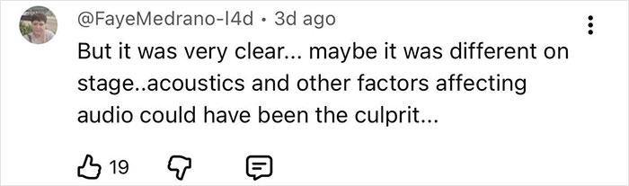 Screenshot of a social media comment discussing stage acoustics and audio issues related to Miss Panama's awkward onstage fail.
