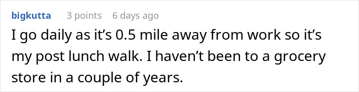 Woman shares how Costco helped her lose 130 lbs, gaining compliments from strangers on her great transformation.