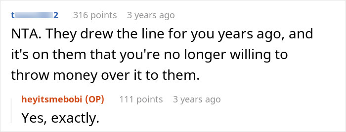 Screenshot of a Reddit conversation discussing parents&rsquo; blatant favoritism and a son refusing to help them.