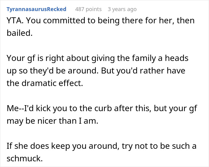 Reddit comment criticizing boyfriend for organizing surprise family visit before girlfriend&rsquo;s planned surgery, causing drama.
