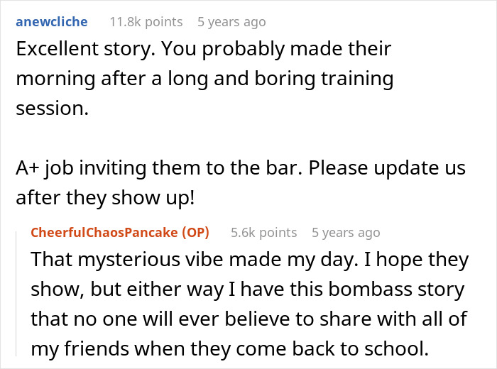 Reddit conversation where a lady wrongly tries to save elite military diver and scores a date despite embarrassment.