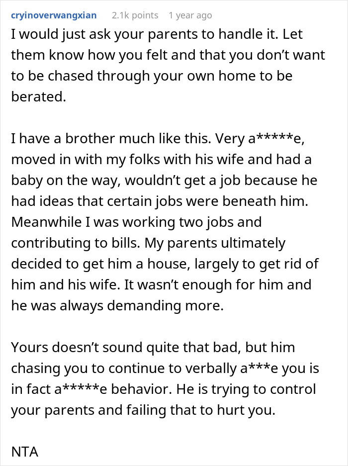 Reddit user shares experience with controlling brother and being labeled the golden child in a family conflict discussion.