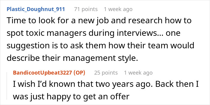Comments discussing spotting toxic managers and advice for handling difficult workplace situations from employees online.