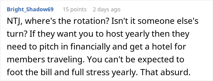 Reddit comment discussing the stress and cost of hosting Thanksgiving after spending $500 for the family gathering.