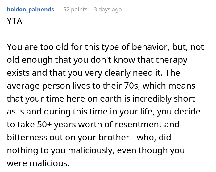 Comment text about woman making brother feel hated after he thanks her for delivering him in a Reddit post.
