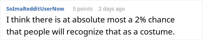Reddit comment discussing the chance people will recognize a group Halloween costume involving twins and their stepmom.