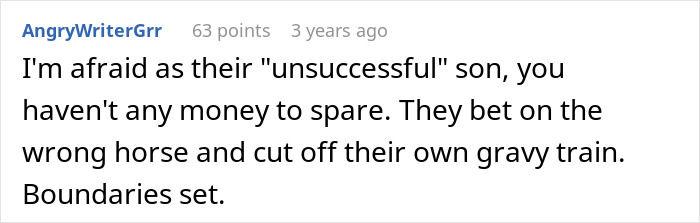 Screenshot of a social media comment discussing parents&rsquo; favoritism and a son setting boundaries by refusing to help.