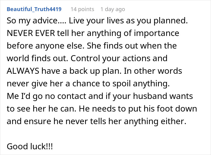 Comment advising to avoid letting the MIL be the center of attention during the wedding and control communication.