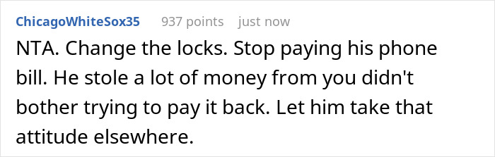 Screenshot of an online comment urging parents to change locks and stop supporting a 20-year-old who stole money from them.