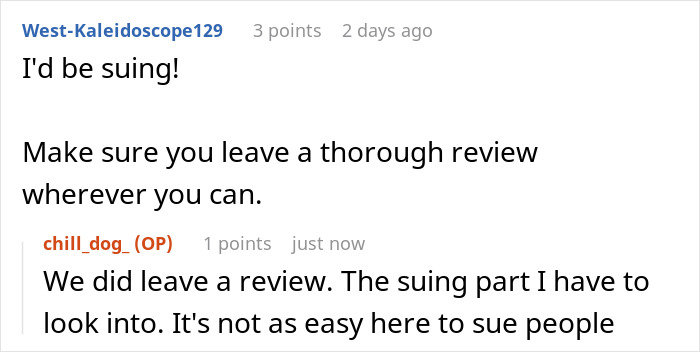 Forum discussion about wedding vendors leaving the bride with no cupcakes due to her allergy, mentioning suing and reviews.