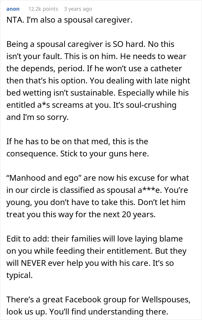 Reddit comment from a spousal caregiver discussing challenges of bed cleaning and refusal to use diapers or catheter.