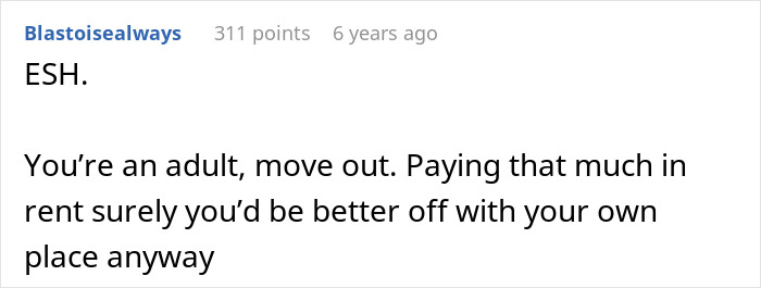 Screenshot of a Reddit comment discussing rent payment issues between siblings and parents in a family conflict scenario.