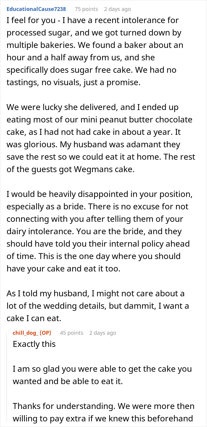 Screenshot of a forum discussion about wedding vendors and issues with cupcakes due to the bride's allergy.