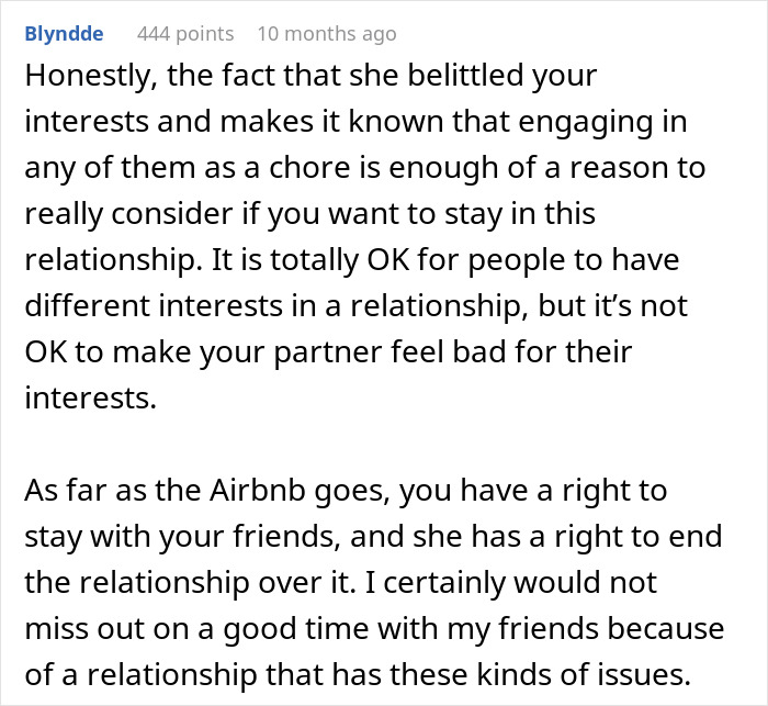 Comment discussing reconsidering relationship due to girlfriend not wanting boyfriend to go on trip with female friend.