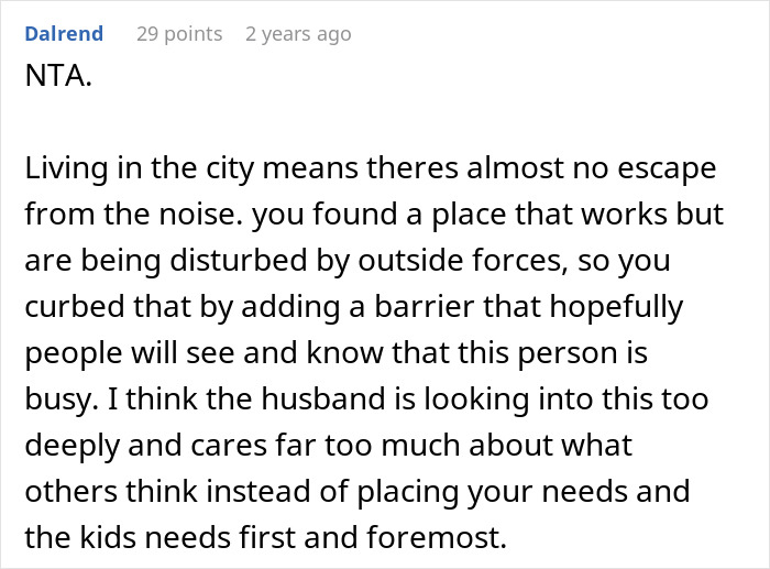 Mom of 3 creates privacy sheet to escape talkative neighbors while husband says she&rsquo;s being rude about it.
