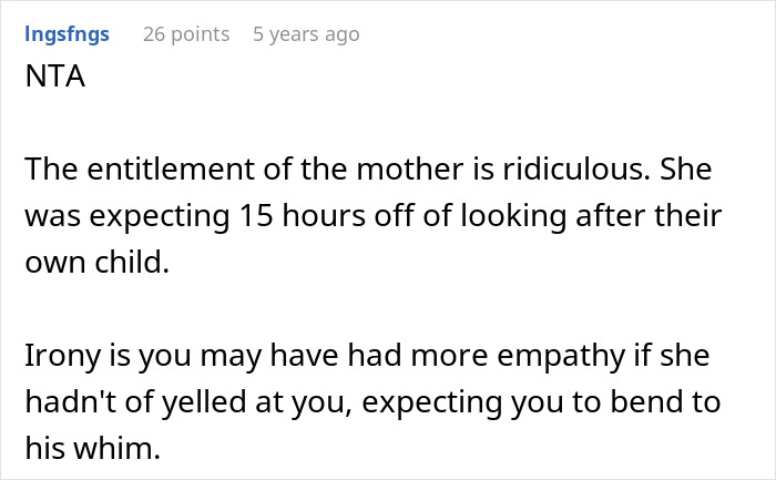 Screenshot of a Reddit comment discussing a teen refusing to entertain a stranger&rsquo;s kid on a 15-hour flight.
