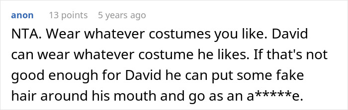 Screenshot of a Reddit comment defending costume choice amid masculinity so fragile debate in a Halloween relationship conflict.