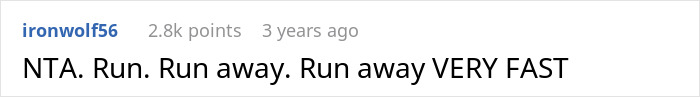 Screenshot of a Reddit comment by user ironwolf56 with 2.8k points, advising to run away very fast.