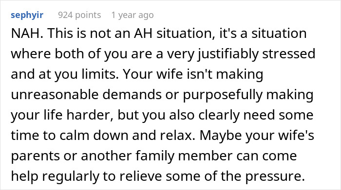Reddit comment discussing a man snapping at his pregnant bedridden wife for being too needy during a work meeting.