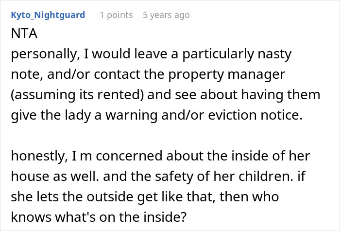 Screenshot of an online comment discussing annoyance about a neighbor&rsquo;s rotting pumpkin and considering a passive-aggressive message.