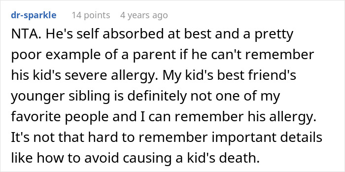 Screenshot of a Reddit comment discussing a teen telling dad would&rsquo;ve remembered if he cared after a cake fail incident.