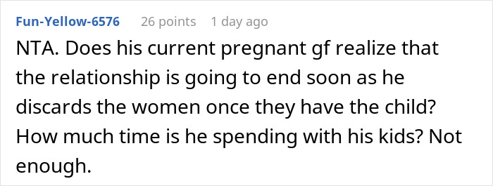 Comment discussing a woman calling out her brother for having four kids with four different women and neglecting his children.