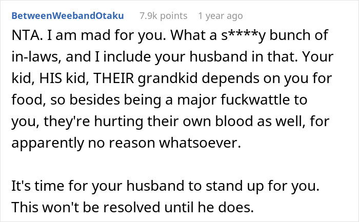 Screenshot of a comment discussing a mom refusing to attend family dinners due to being ignored by her in-laws. Screenshot of a comment discussing a mom refusing to attend family dinners due to being ignored by her in-laws.