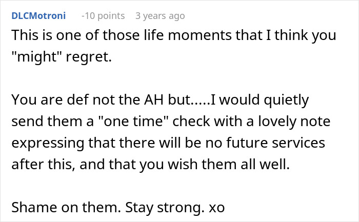 Screenshot of a Reddit comment discussing parents&rsquo; blatant favoritism and a son refusing to help them after a conflict.