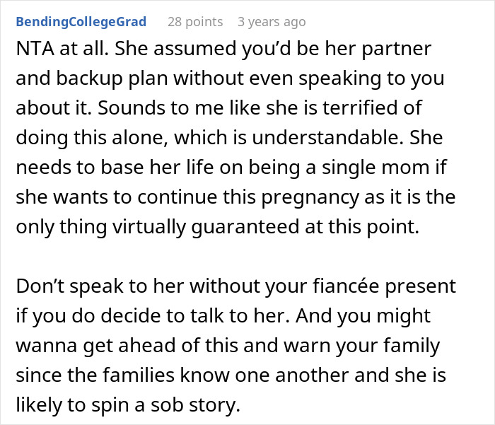 Screenshot of Reddit comment discussing a woman keeping ex&rsquo;s baby and assuming male best friend will act as father.