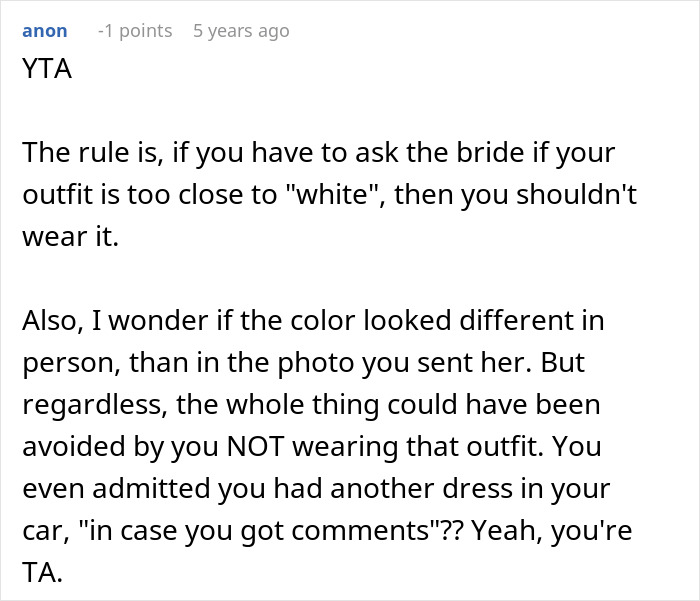 Screenshot of a chat discussion where a woman claps back after getting shamed for her wedding guest attire. Screenshot of a chat discussion where a woman claps back after getting shamed for her wedding guest attire.