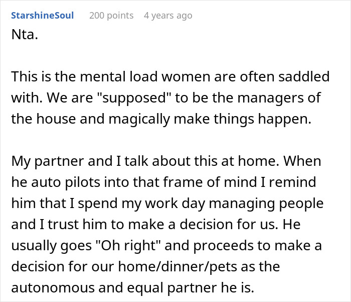 Text post discussing a woman upset because her husband assumed she planned Thanksgiving though she never did.