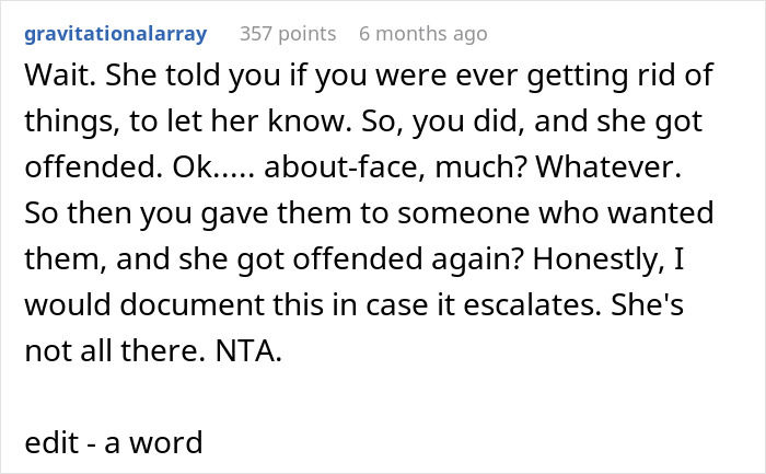 Text post discussing a woman upset after coworker offers old clothes she’s too skinny for, involving losing weight conflict. Text post discussing a woman upset after coworker offers old clothes she’s too skinny for, involving losing weight conflict.