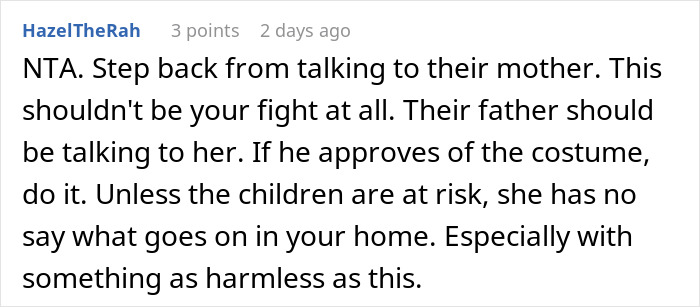 Comment discussing twins wanting to include stepmom in group Halloween costume but facing opposition from their mother.