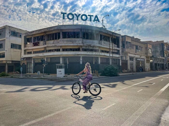 In Honor Of Spooky Season And My Questionable Travel Choices, I Went Solo To 3 Ghostly Resort Towns