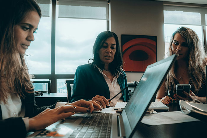 46 Hard Truths Women Realize At Some Point In Their Lives And Have To Accept And Live With 