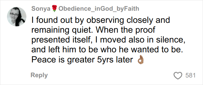 Screenshot of a social media comment where a woman shares how she found out her boyfriend was cheating by observing quietly.