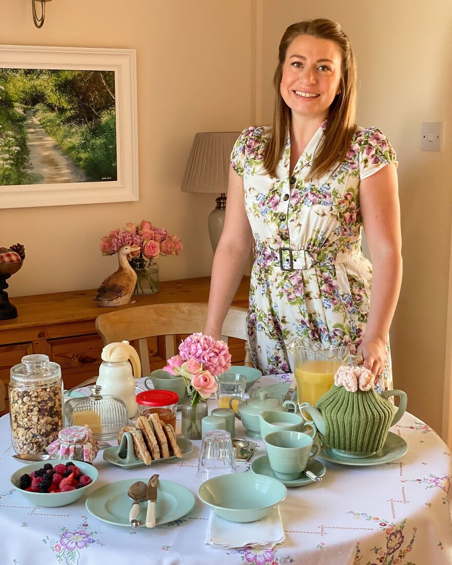 Meet The Women Who Turned &ldquo;Trad Wife&rdquo; Movement Into The Internet&rsquo;s Hottest Debate