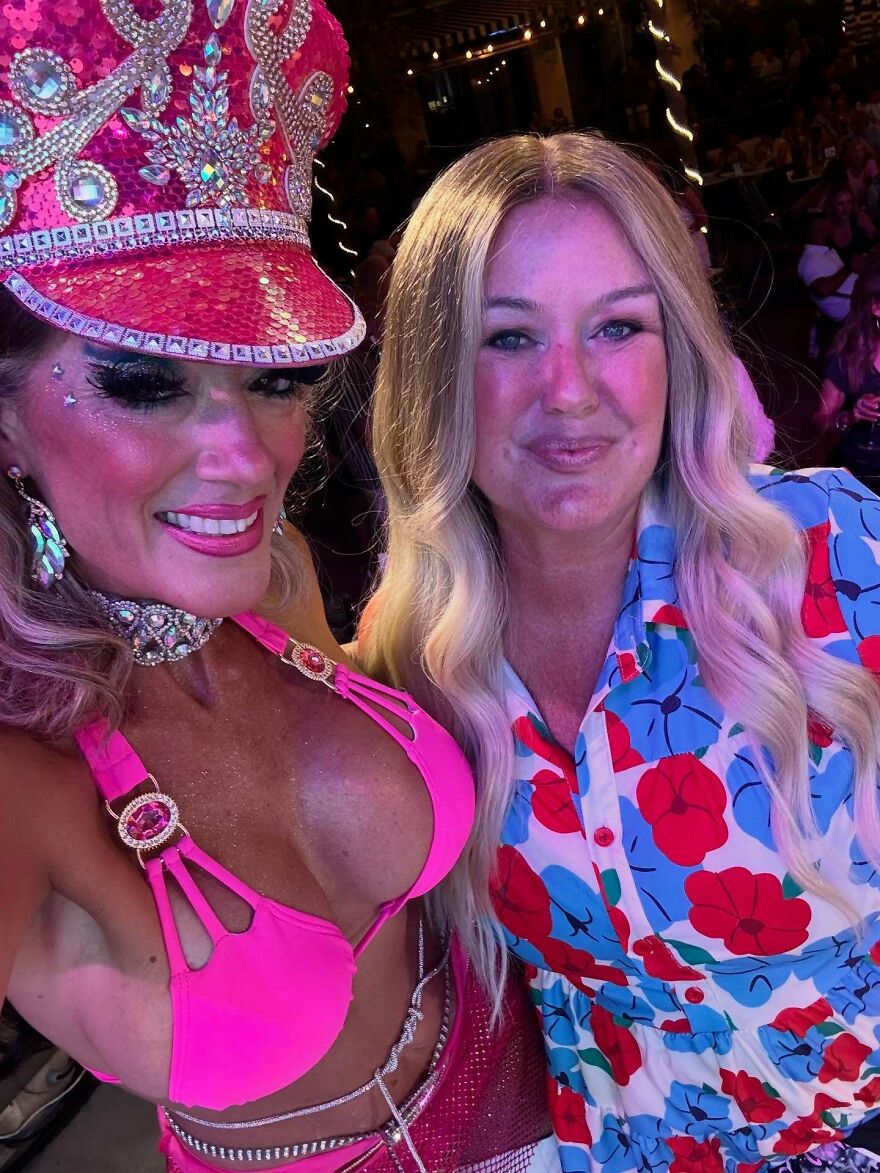 Meet The Women Who Turned &ldquo;Trad Wife&rdquo; Movement Into The Internet&rsquo;s Hottest Debate