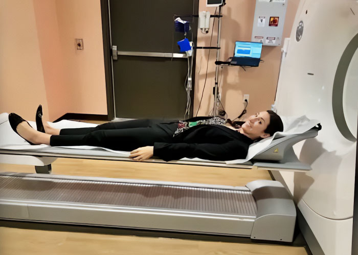 Woman undergoing medical scan in clinic, linked to major twist in case of mom who left 6-month-old baby alone on beach