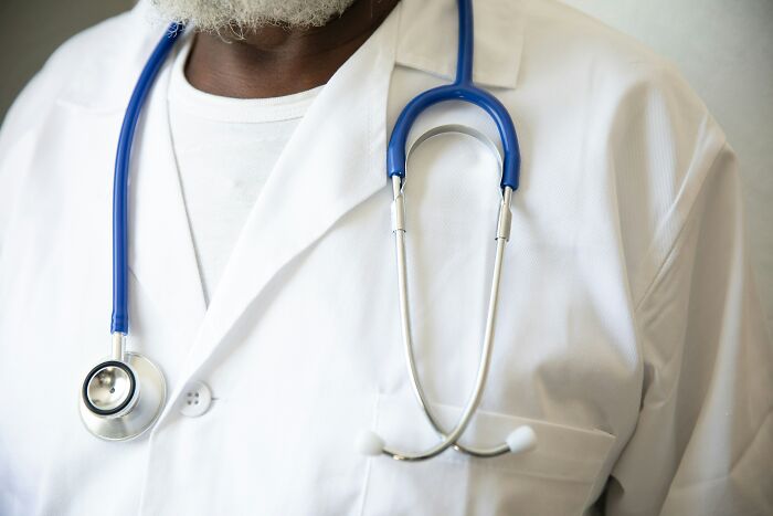 "Creepiest Thing I've Seen": 43 Doctors Share The Worst Things They've Witnessed On The Job