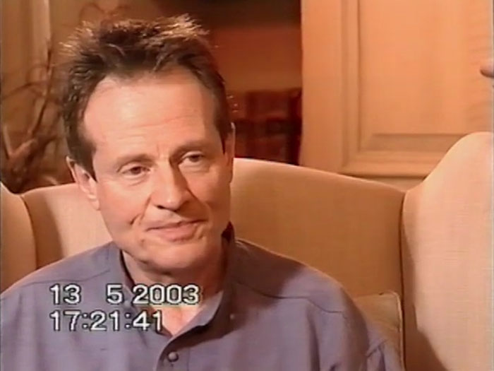 “He’s Awkwardly Suave”: 43 Celebrity Encounters That People Will Hardly Ever Forget