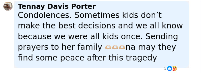 Comment expressing condolences for 12YO who lost her life subway surfing and mentioning blame on the parents.