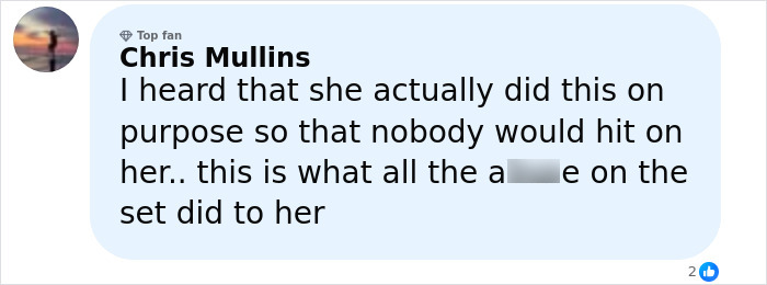 Comment from Chris Mullins discussing Amanda Bynes' unrecognizable look and rumored new romance with mystery man.