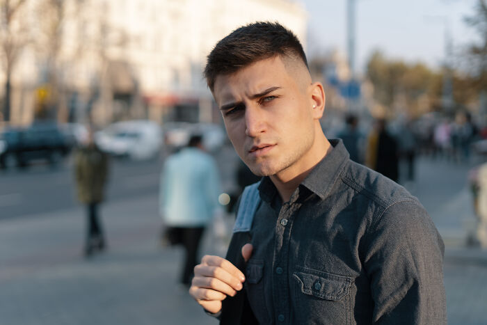 “The Hardest I’ve Tried To Not Laugh”: 30 ER Employees Share The Most Comical Moments Of Their Jobs