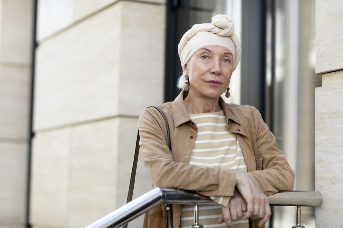 50 Of The Best And Worst Things Bilinguals Heard Someone Say When They Thought Nobody Would Understand Them