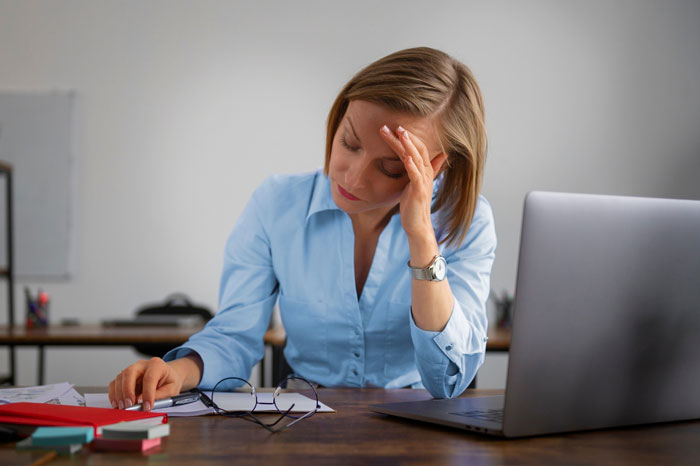 Colleague Swoops In To Take Credit For Woman&rsquo;s Hard Work, Woman Gets Ice-Cold Revenge 6 Months Later