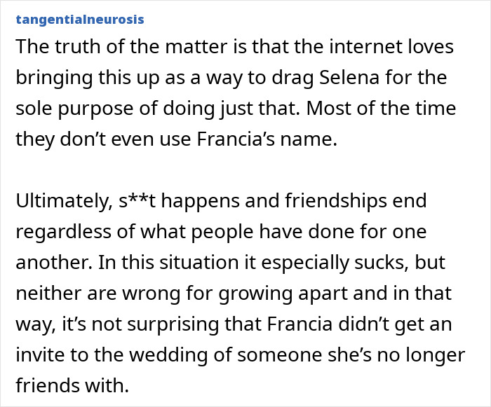 Text post discussing claims about Selena Gomez's kidney donor being snubbed from the wedding amid friendship issues. Text post discussing claims about Selena Gomez's kidney donor being snubbed from the wedding amid friendship issues.