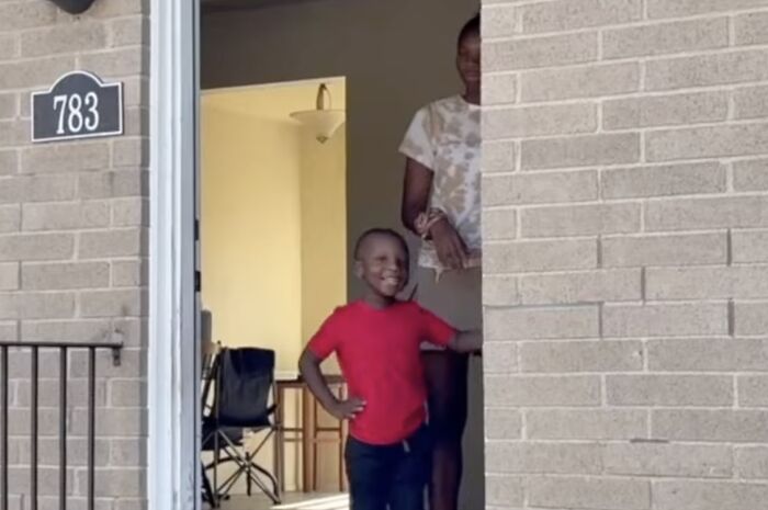 "Smart Little Guy": 3-Year-Old Hero Saves Mom's Life After She Falls Unconscious